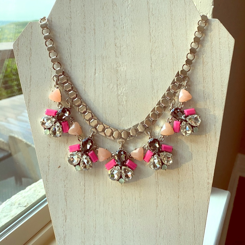 Stella & Dot Callie Statement Necklace (Retired).